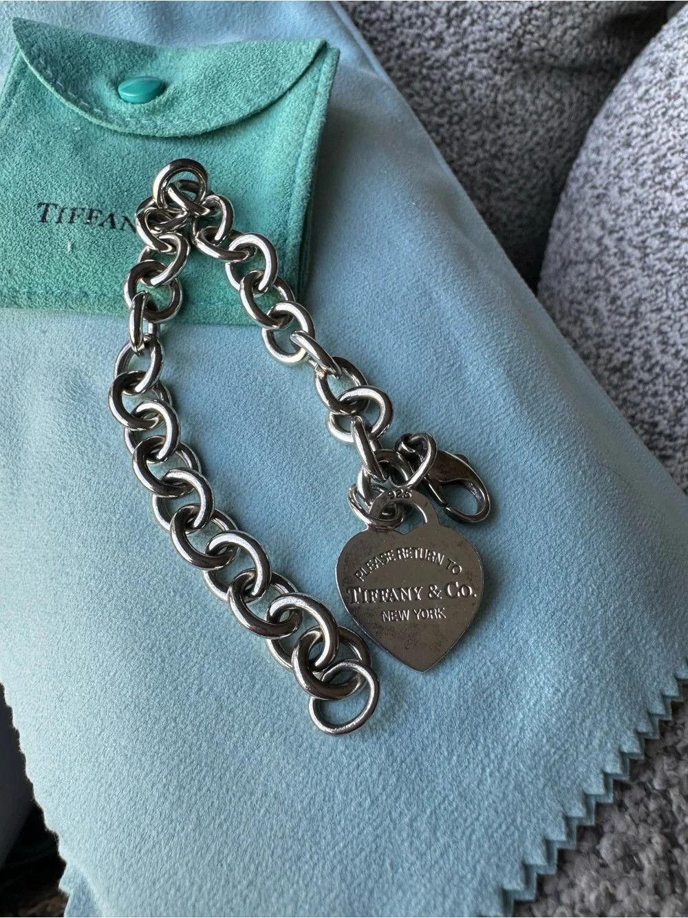 Tiffany & Co. 925 Sterling Silver Chunky Heart Tag Bracelet